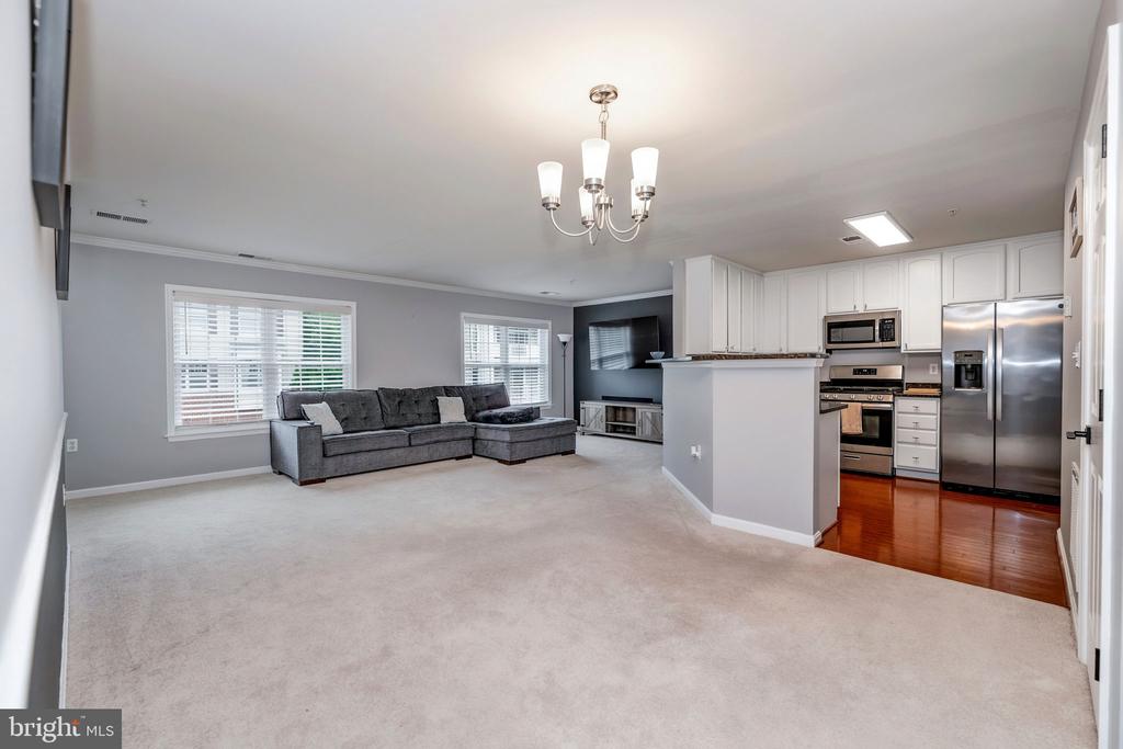 16821 NUTTAL OAK PLACE Unit: 4