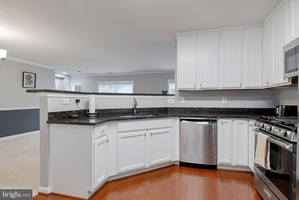 16821 NUTTAL OAK PLACE Unit: 4