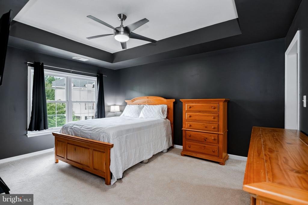 16821 NUTTAL OAK PLACE Unit: 4