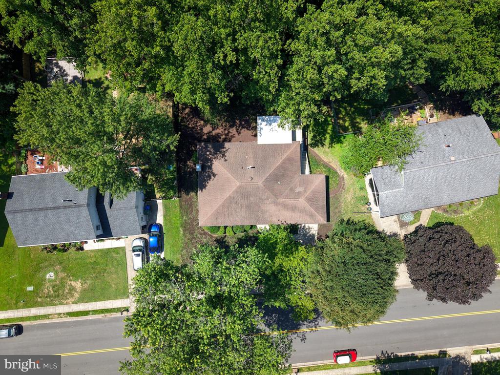 12204 HARBOR DRIVE