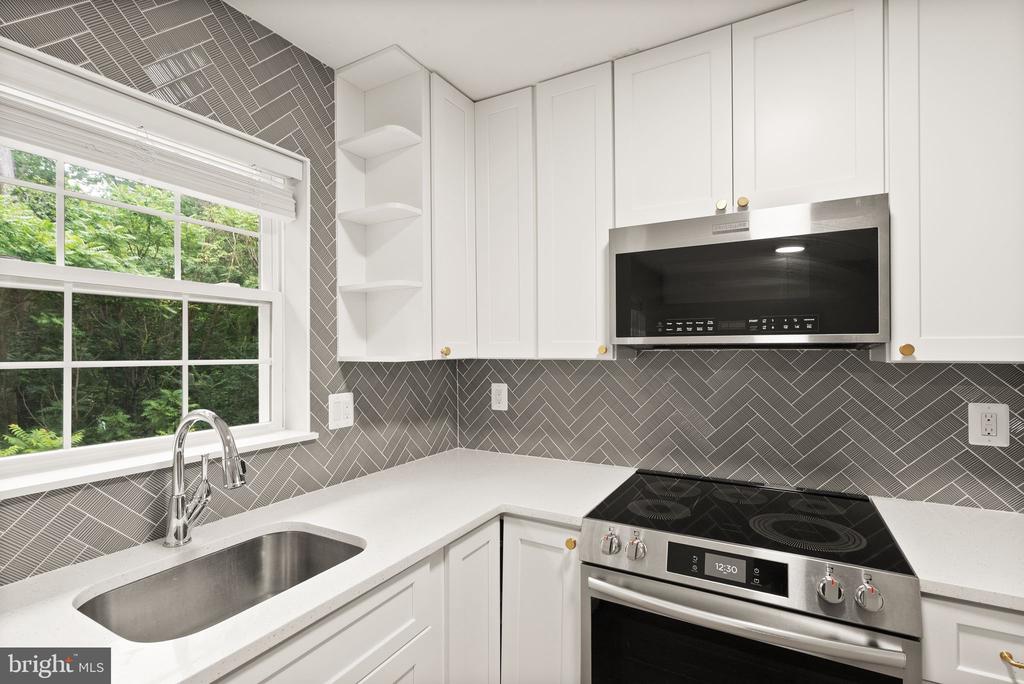 15327 BLACKSMITH TERRACE