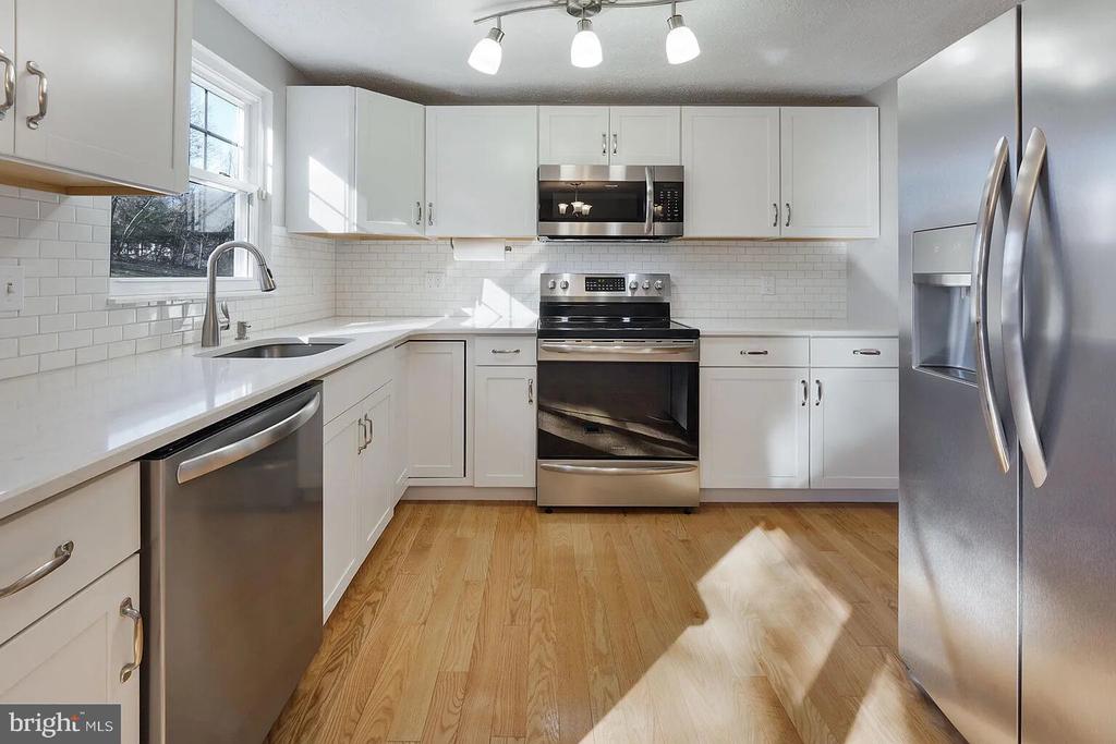 16012 NORMANDY COURT