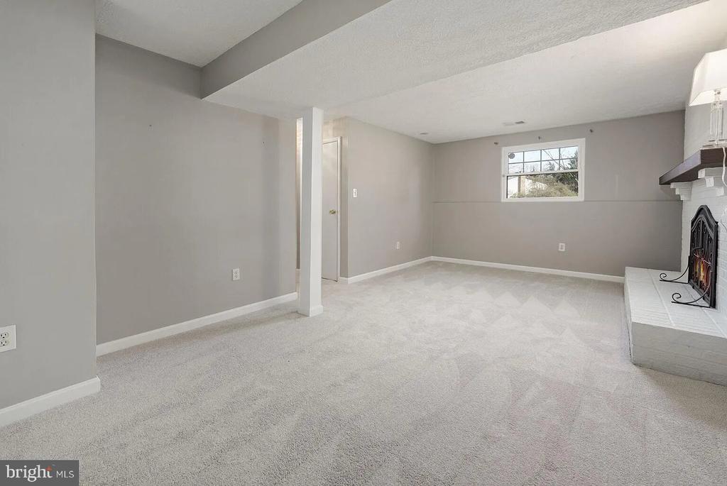 16012 NORMANDY COURT
