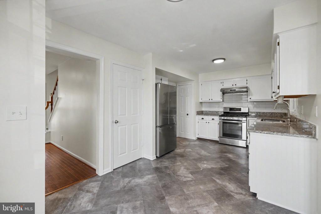 11198 PRIVATES COURT