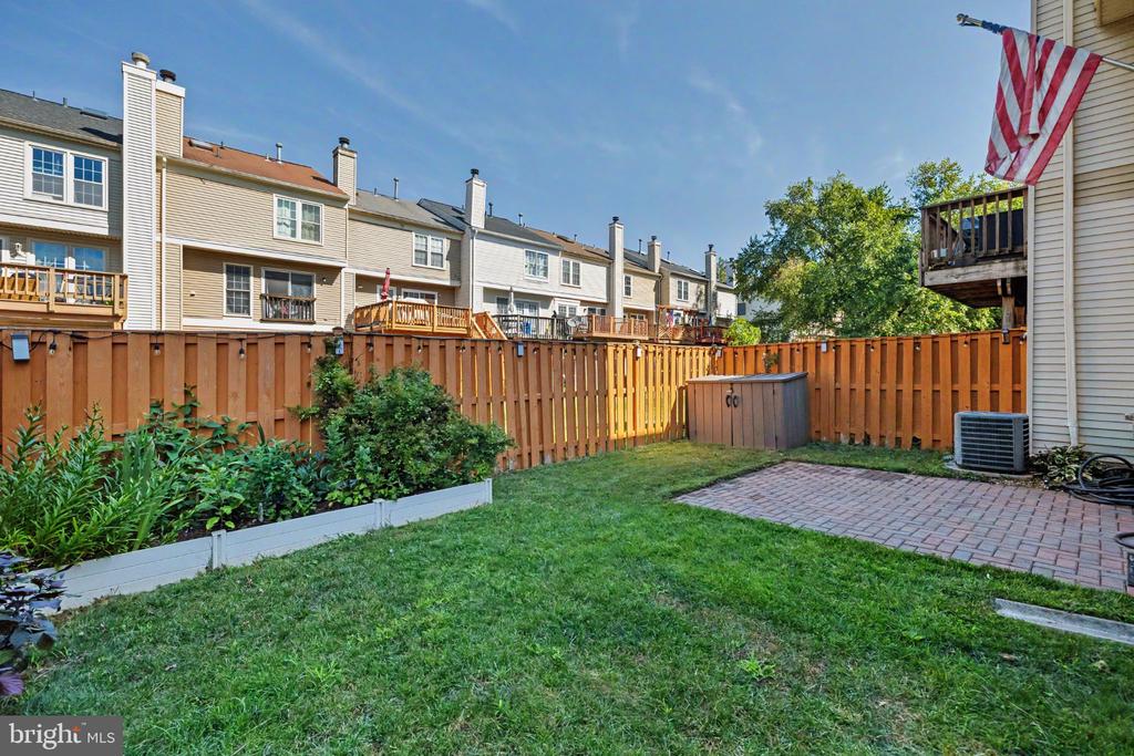 11198 PRIVATES COURT