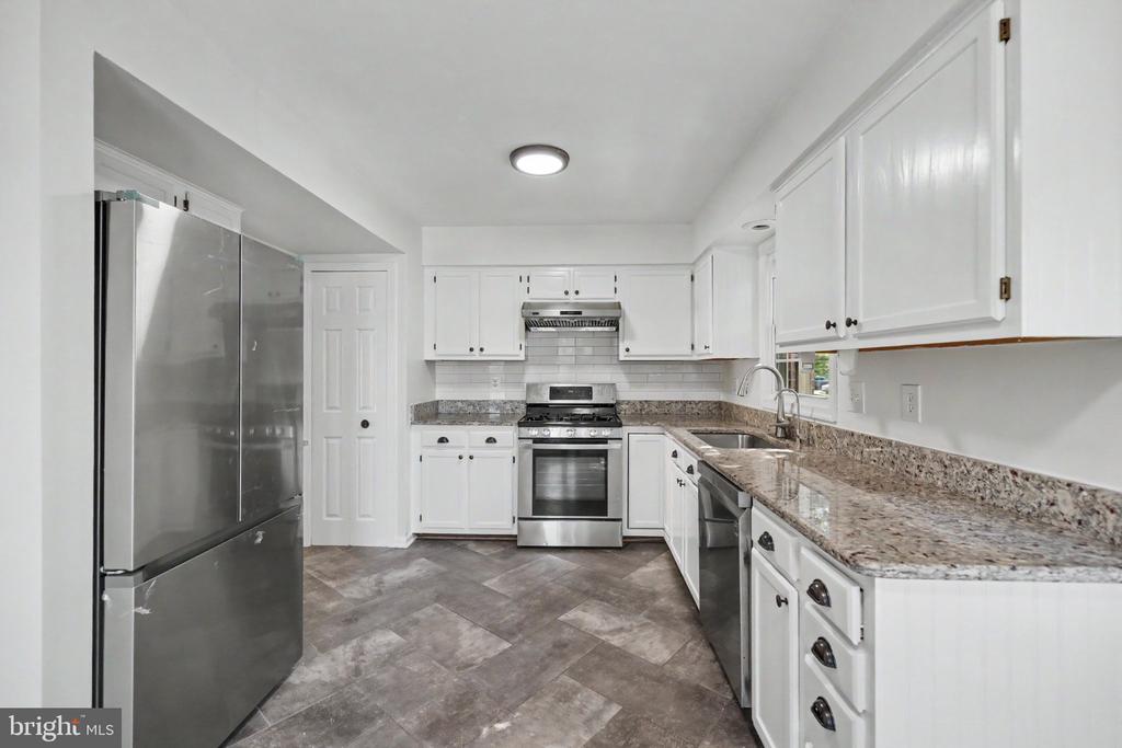 11198 PRIVATES COURT