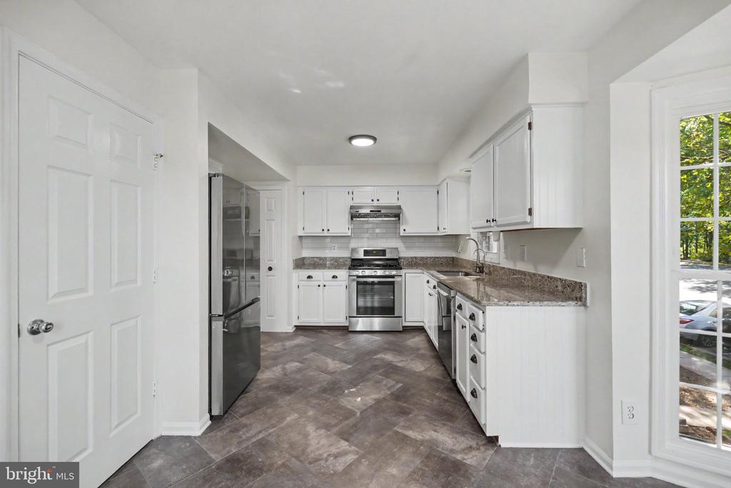 11198 PRIVATES COURT