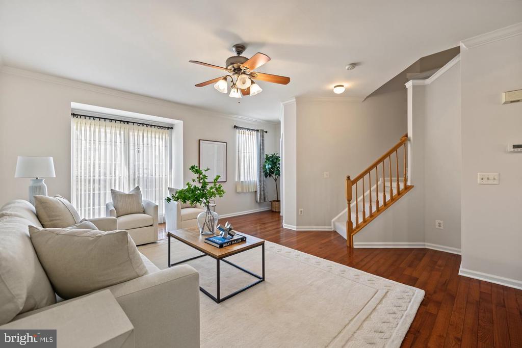1455 FAWN HOLLOW LANE