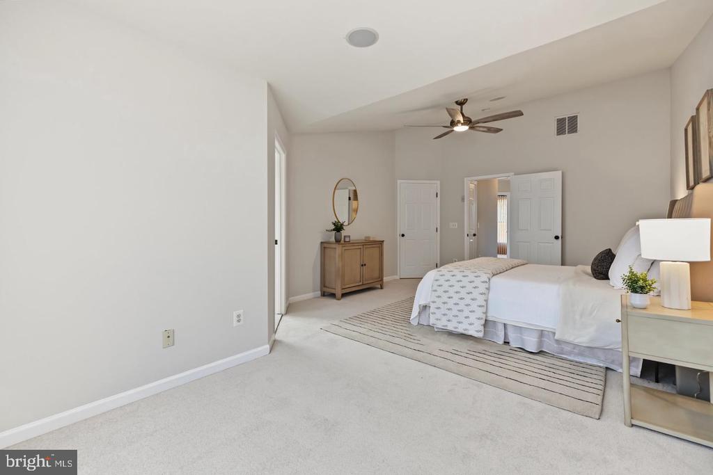 1455 FAWN HOLLOW LANE