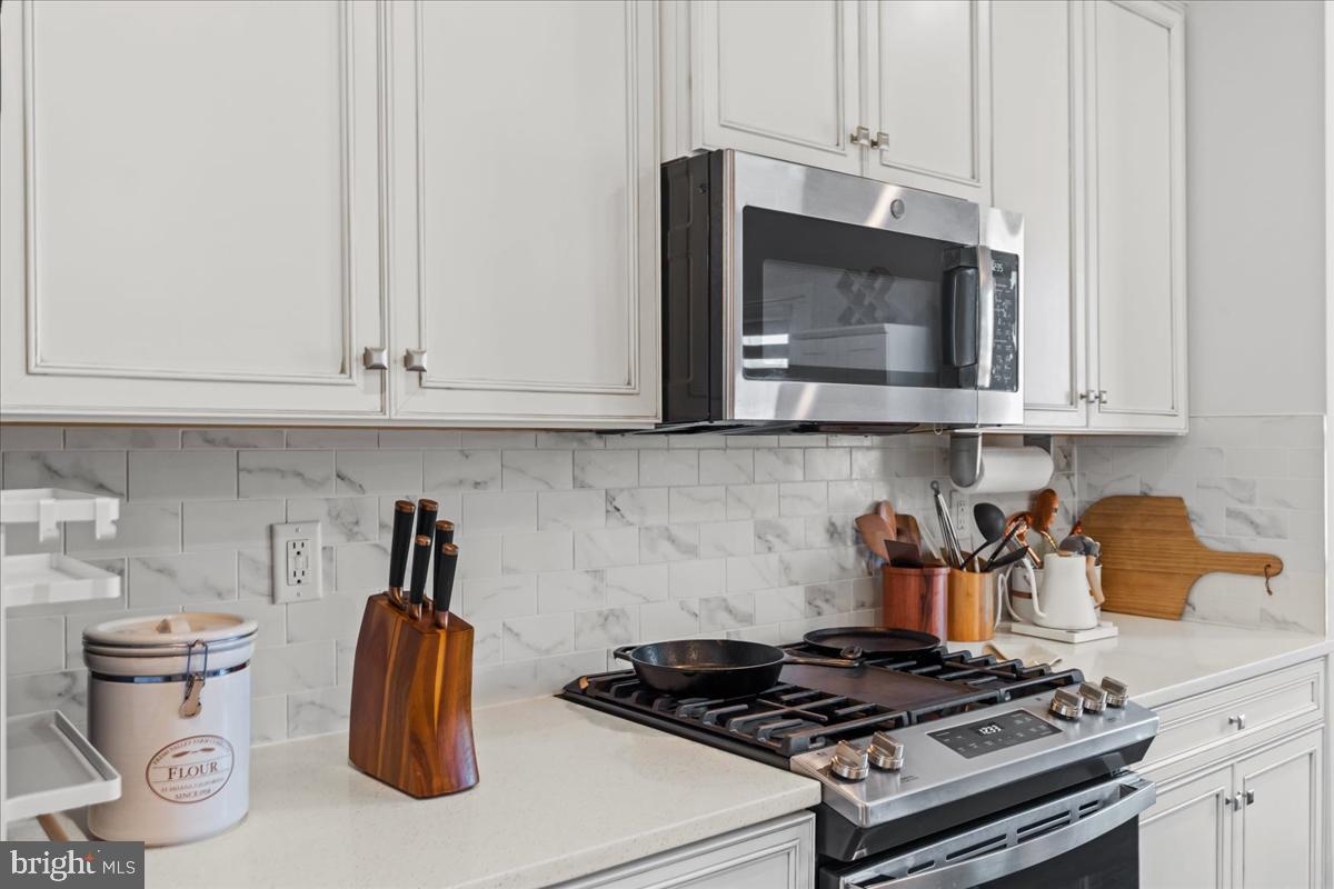 2037 TOBACCO MILL STREET