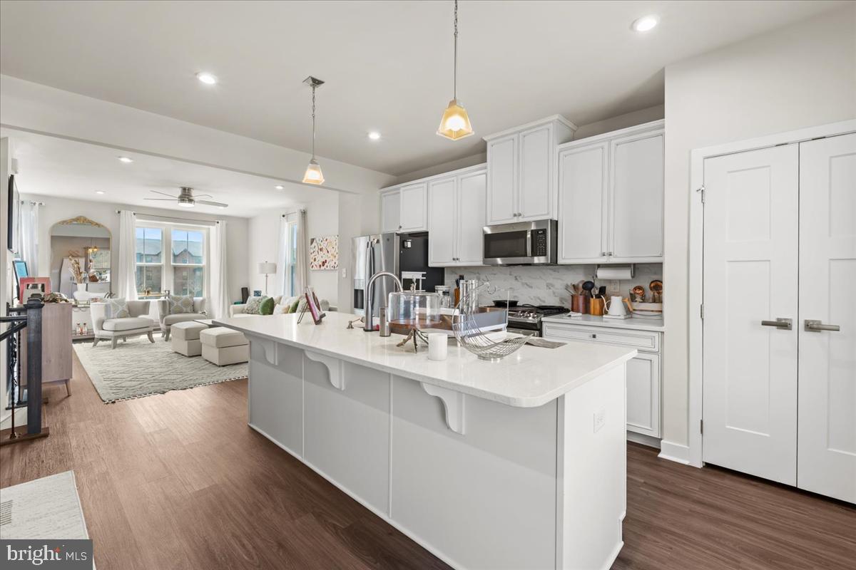 2037 TOBACCO MILL STREET