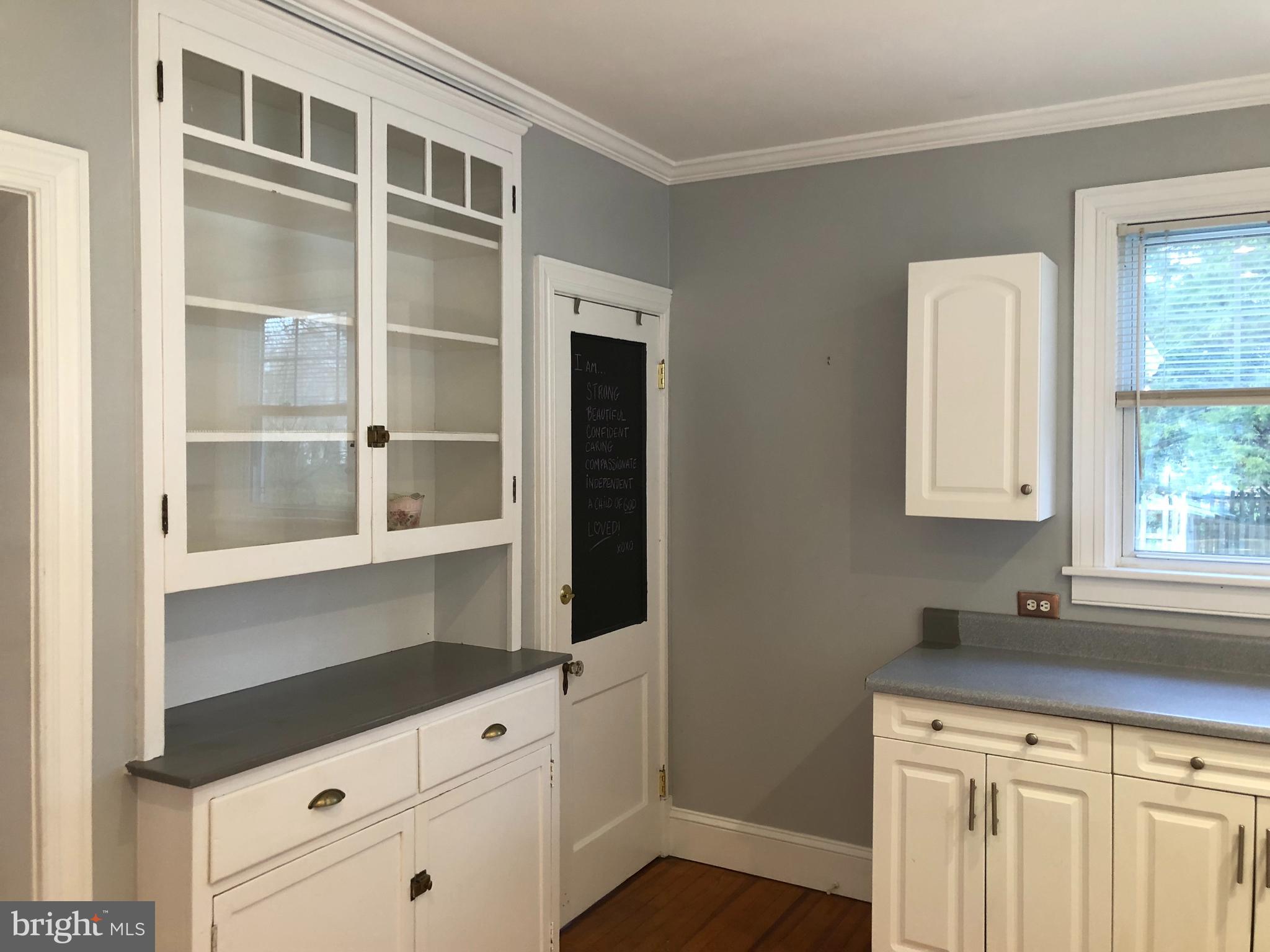 1502 GREYCOURT AVENUE