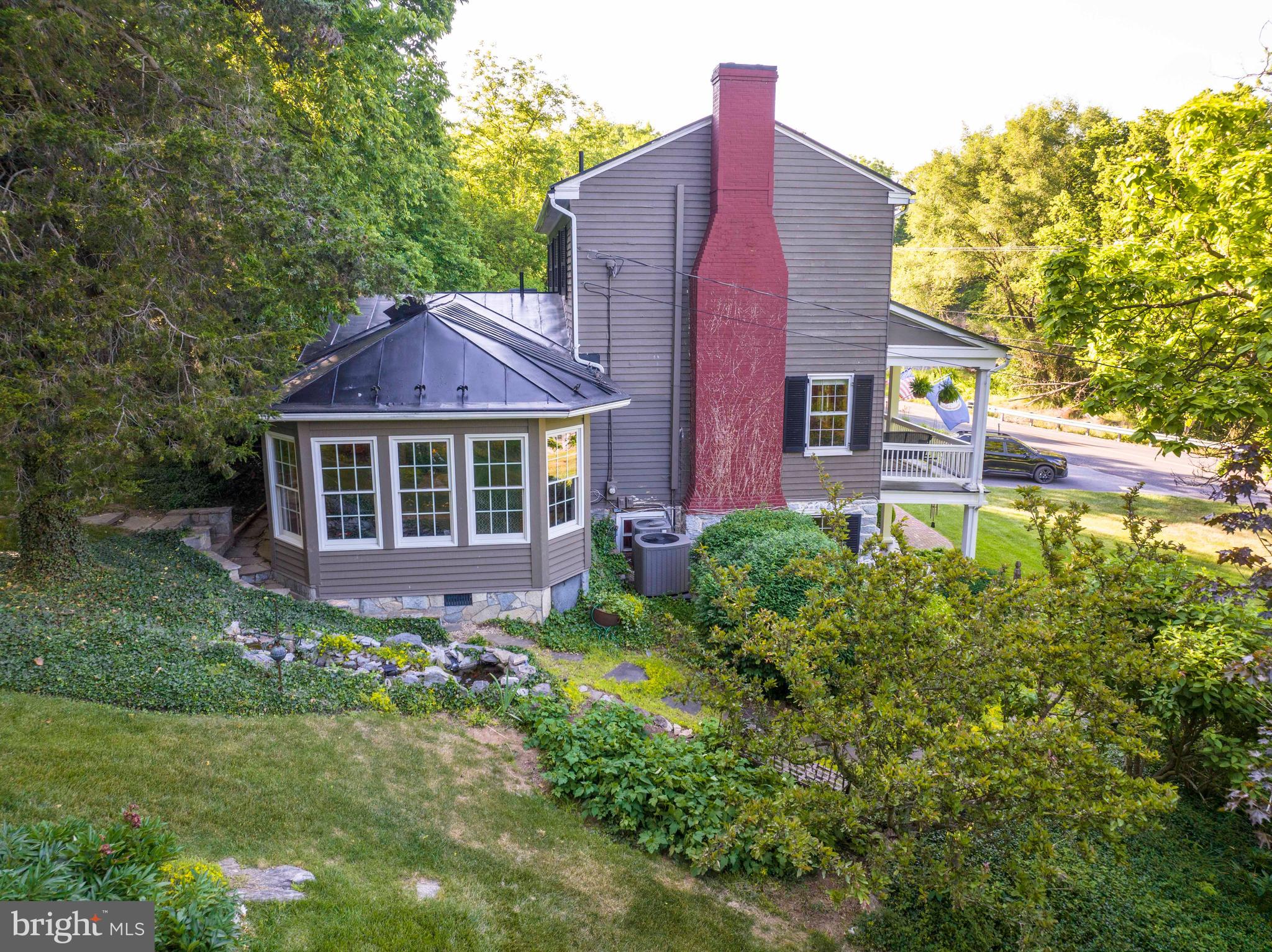 303 Orchard Dr
