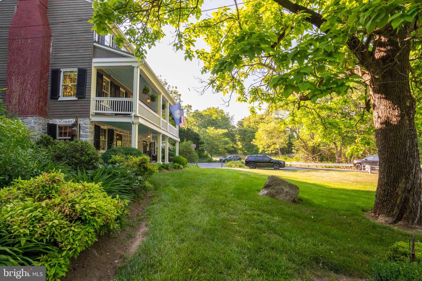 303 Orchard Dr