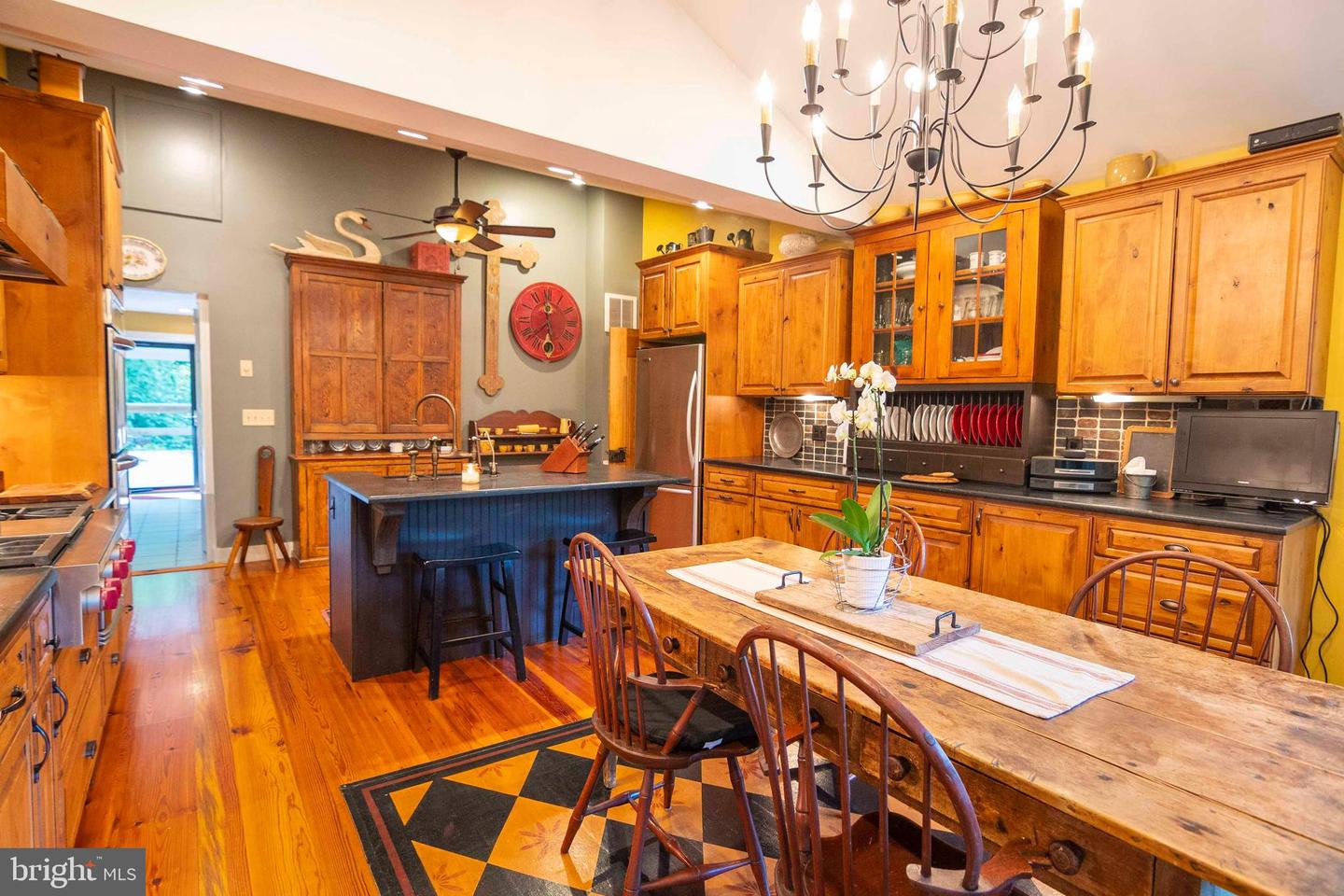303 Orchard Dr