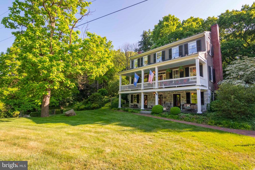 303 Orchard Dr