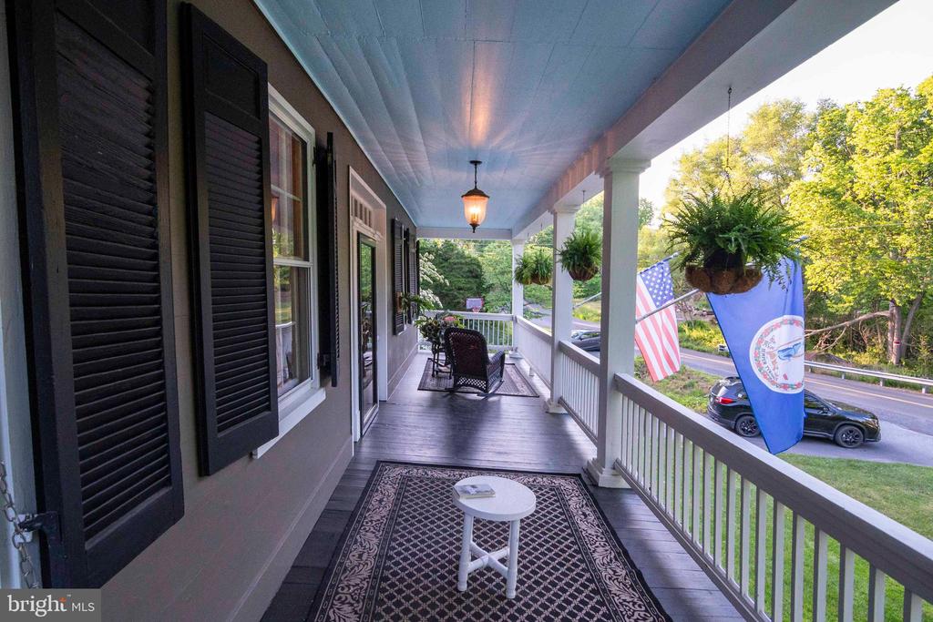 303 Orchard Dr