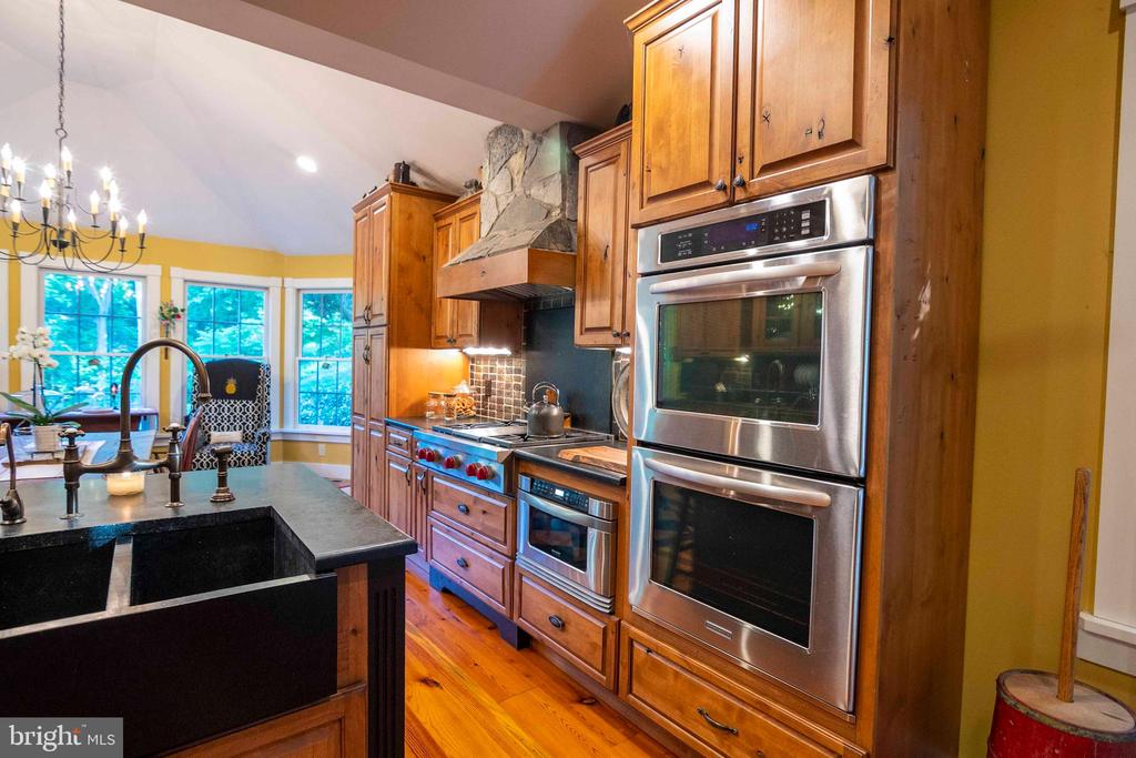 303 Orchard Dr