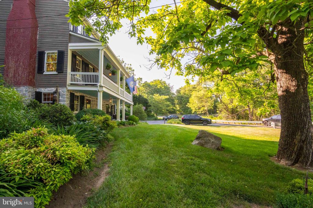 303 Orchard Dr
