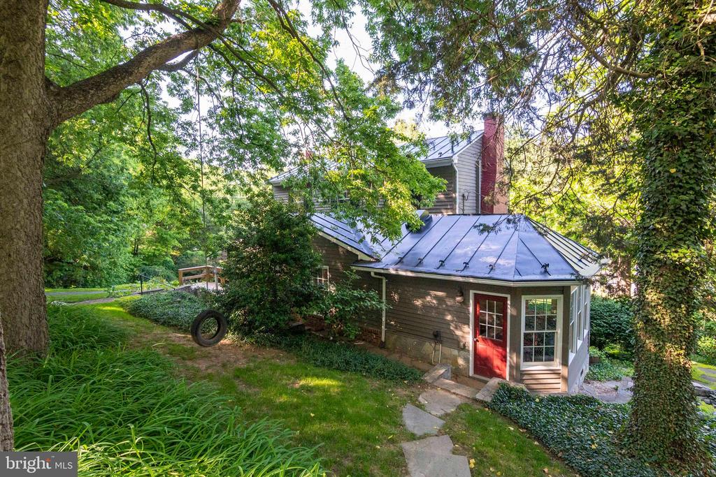 303 Orchard Dr