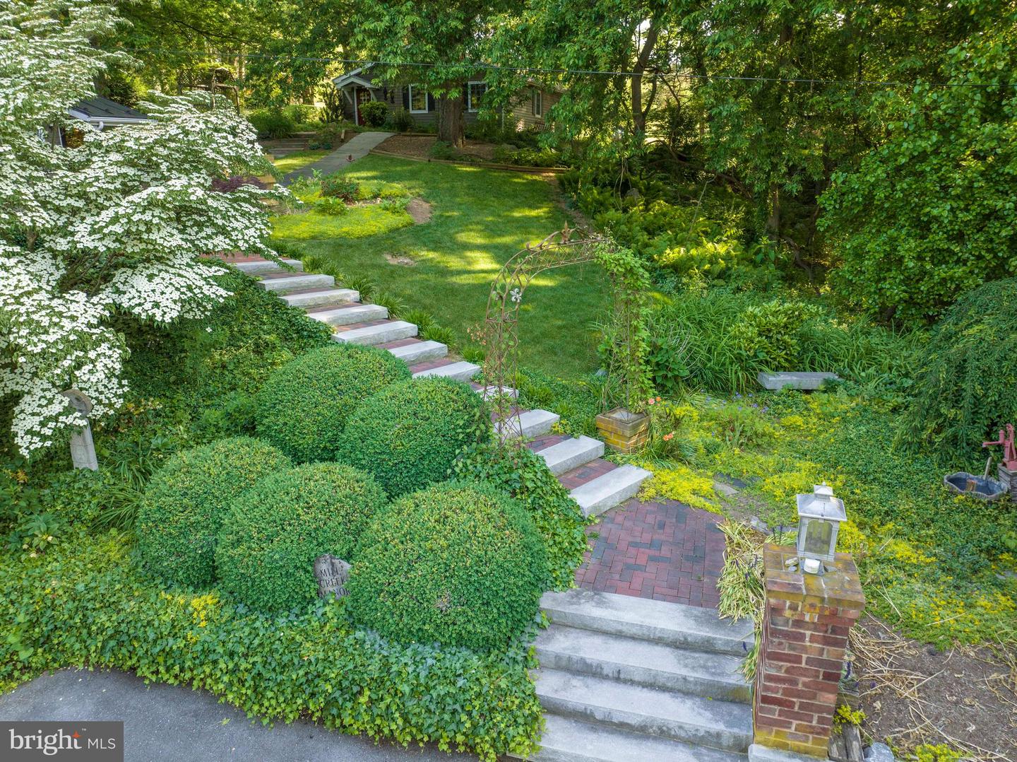 303 Orchard Dr