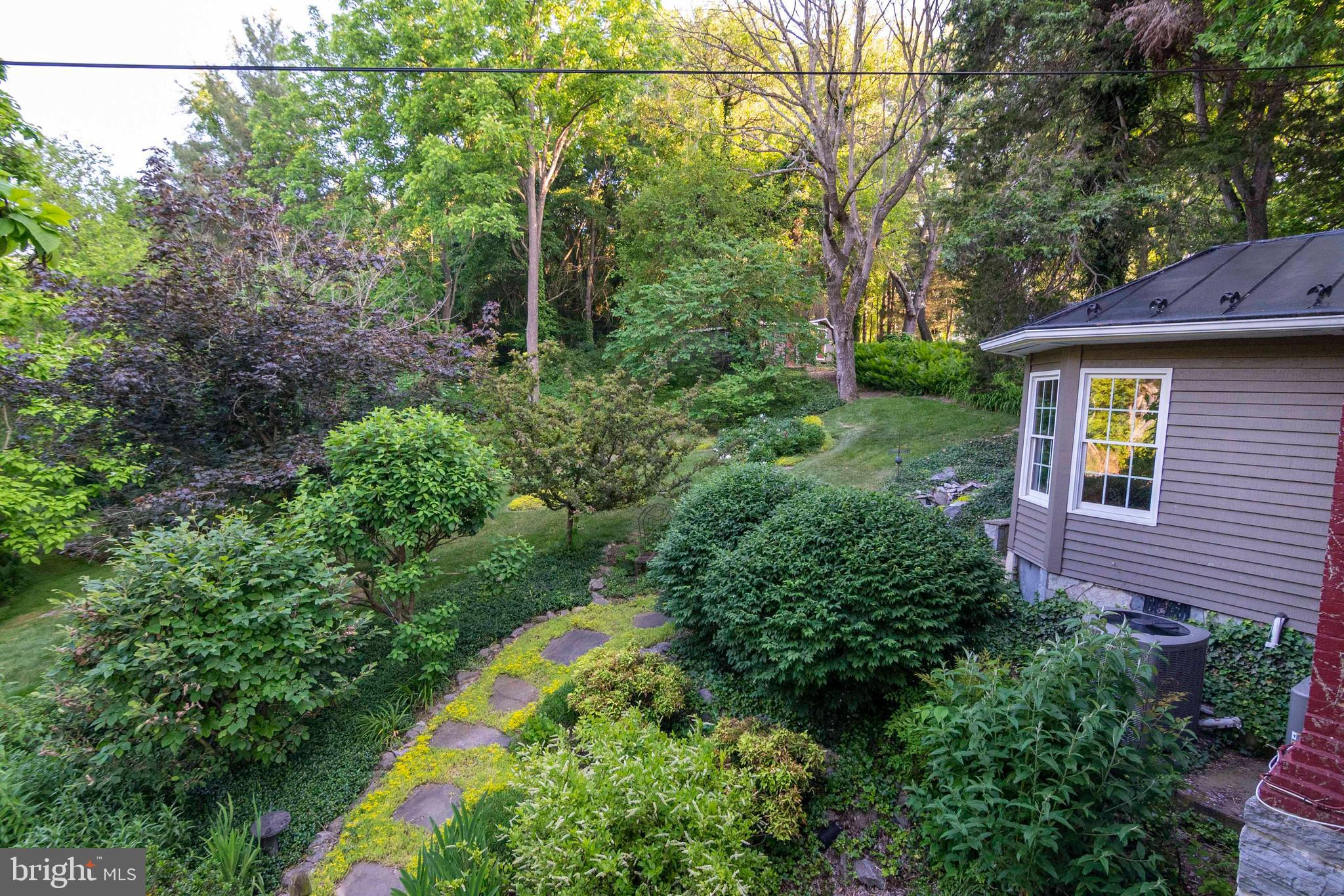 303 Orchard Dr