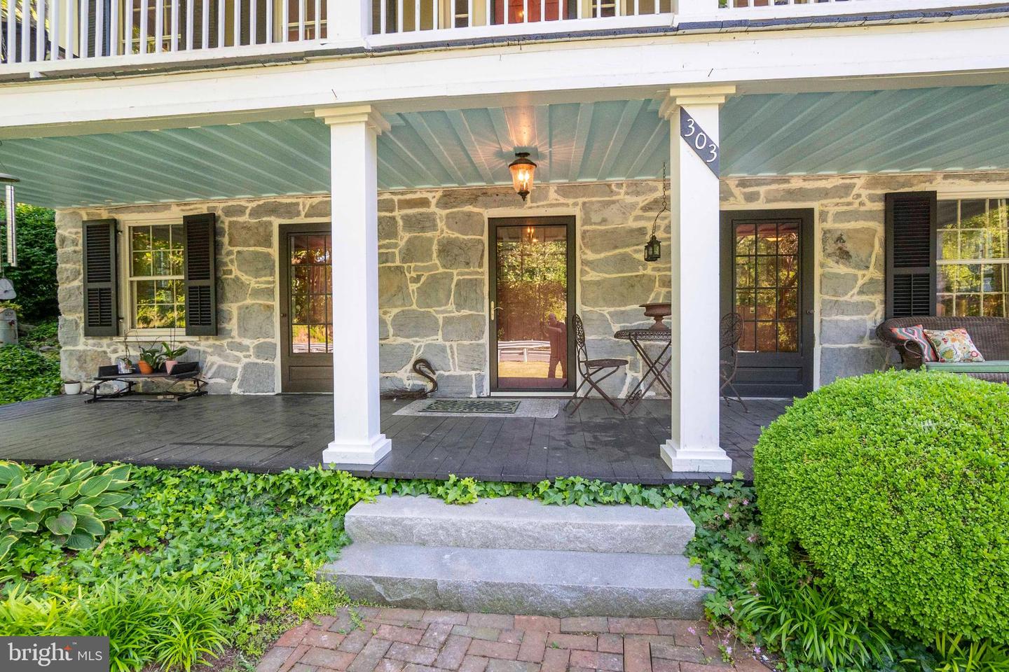 303 Orchard Dr