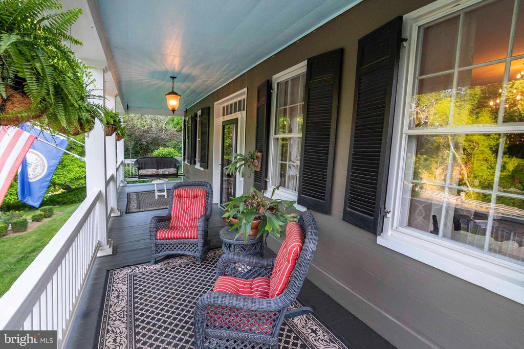303 Orchard Dr