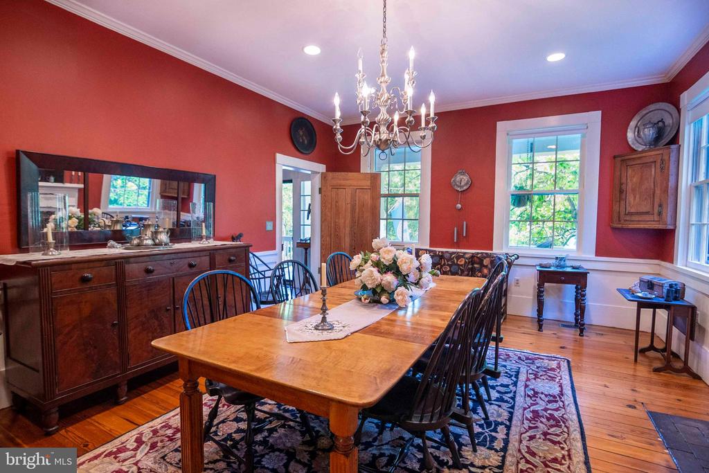 303 Orchard Dr