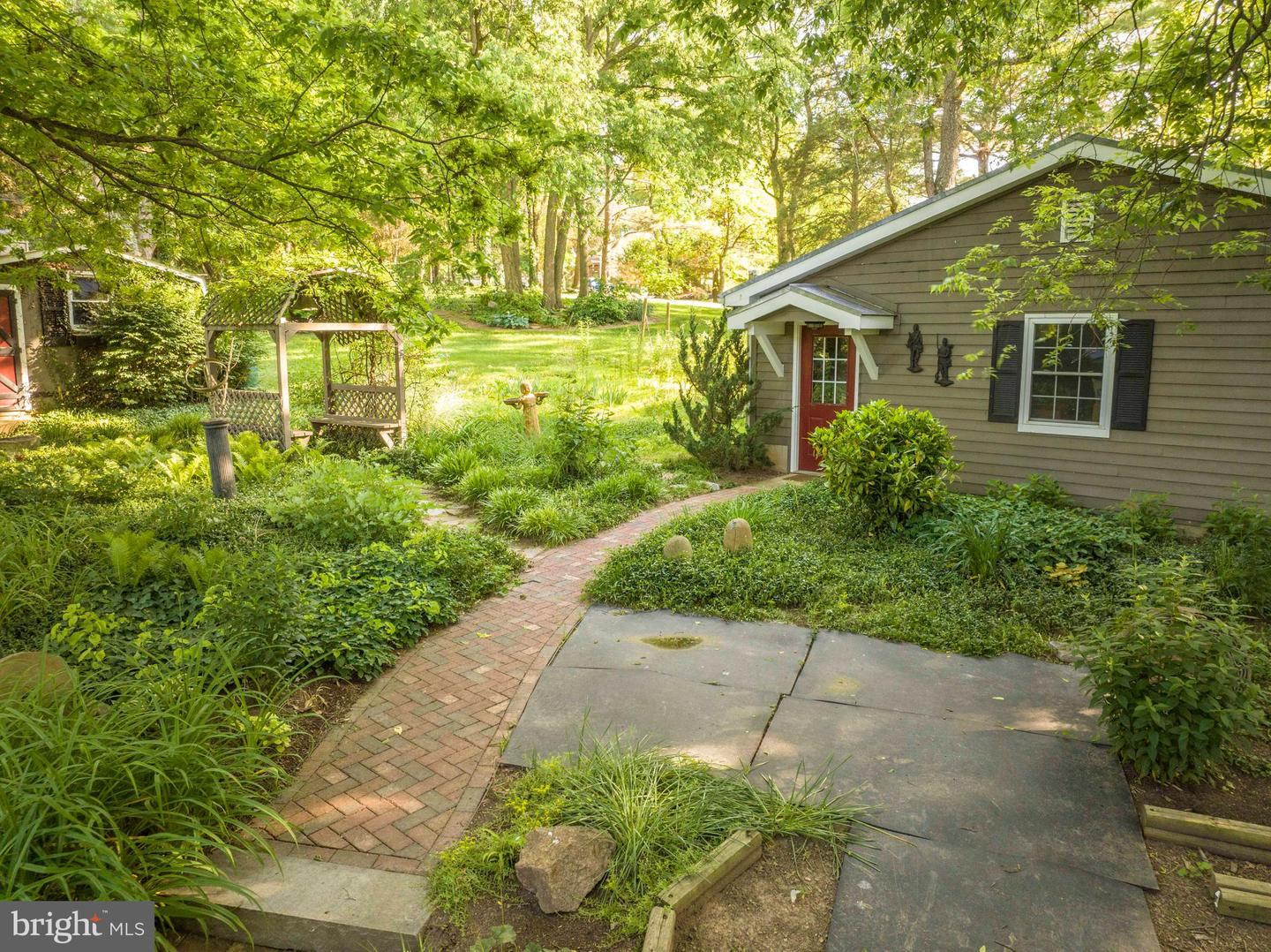 303 Orchard Dr