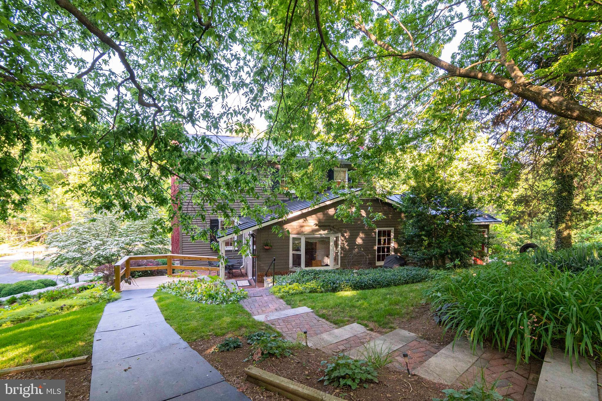 303 Orchard Dr