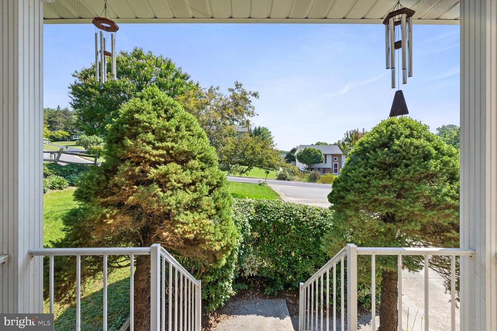 421 DICKERSON LANE