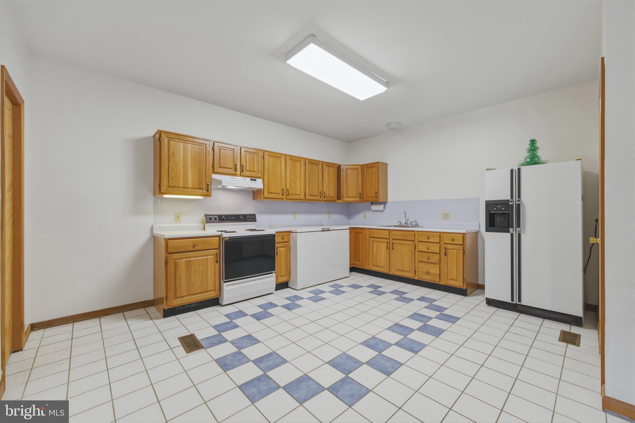 1639 SUGAR HILL ROAD