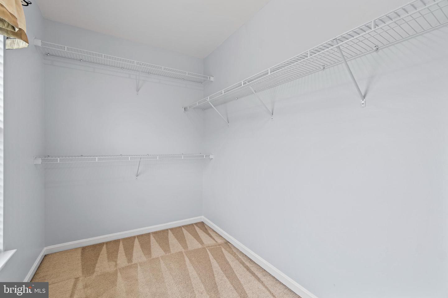 6921 Versaille Dr