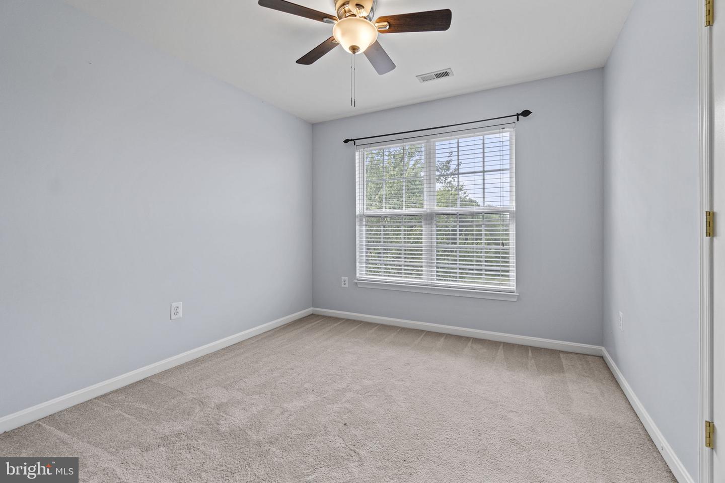 6921 Versaille Dr