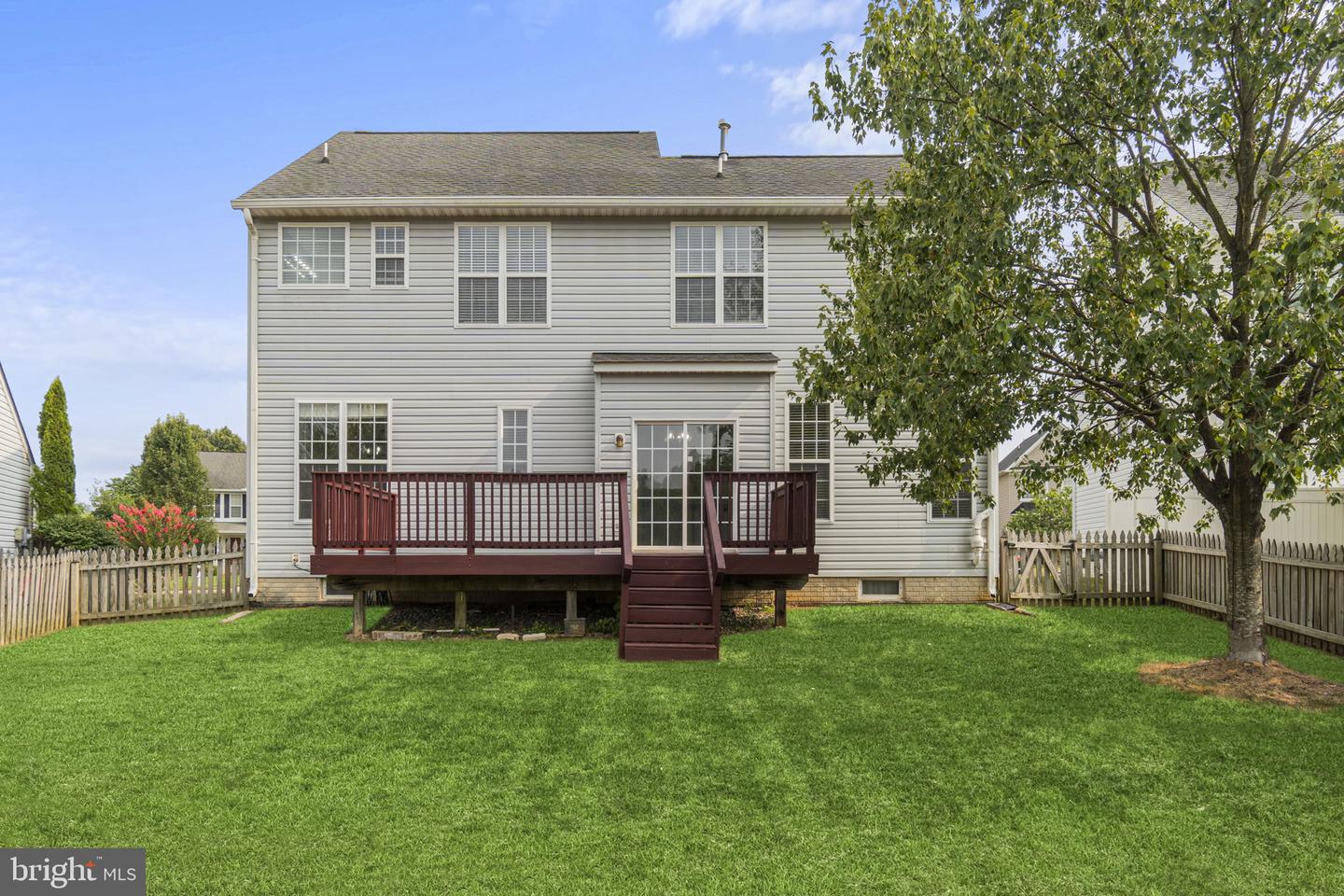 6921 Versaille Dr
