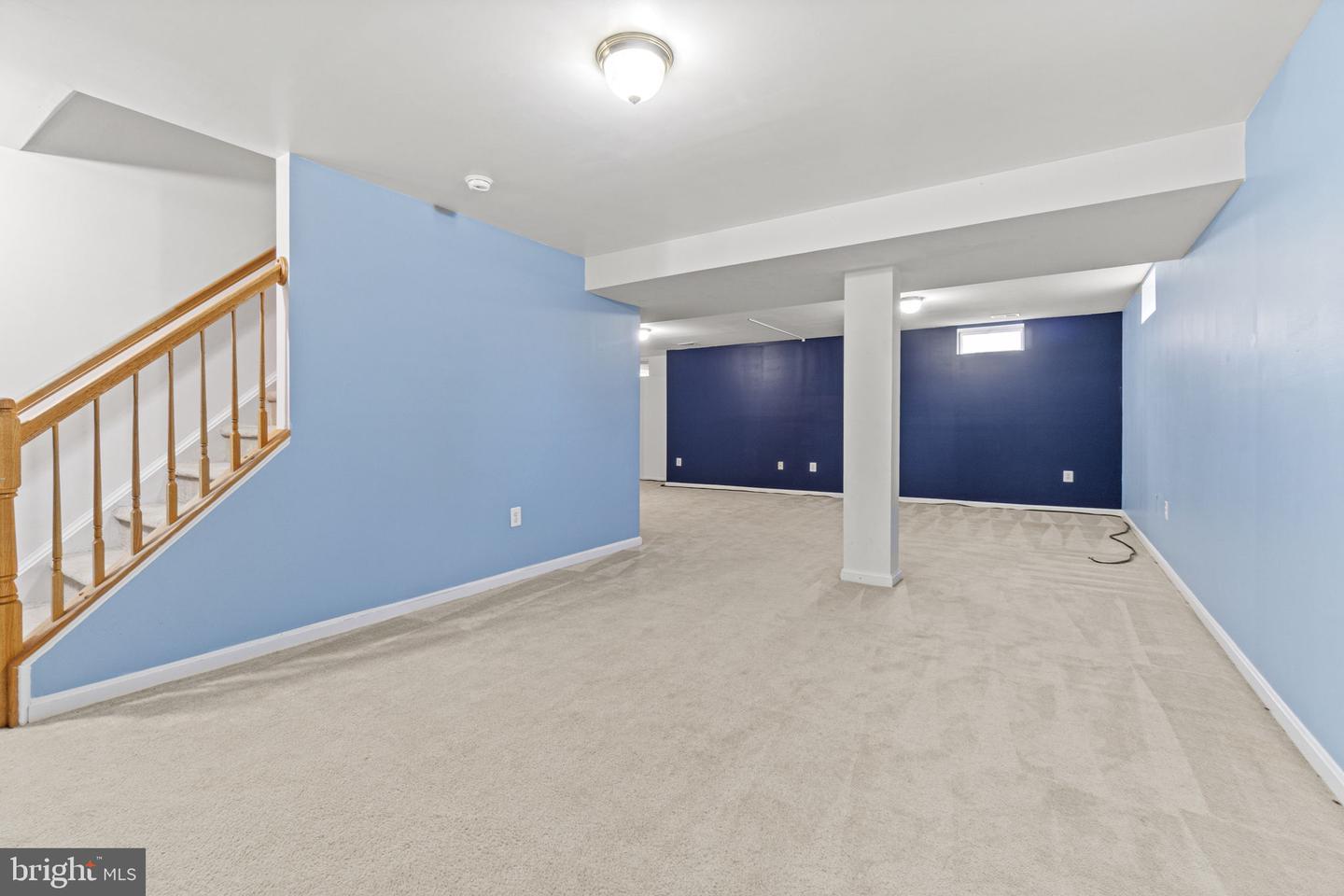 6921 Versaille Dr