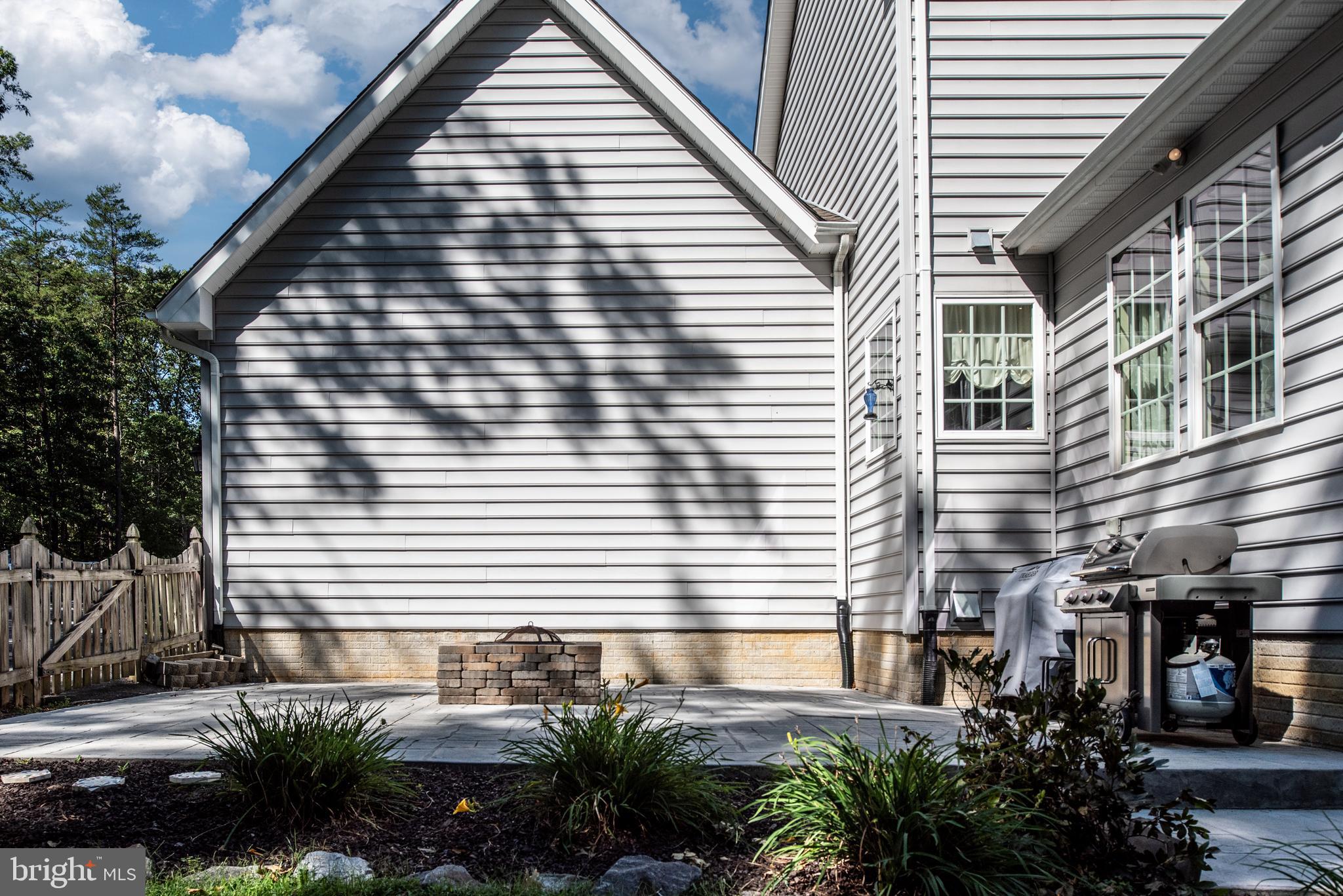 8703 LAROQUE RUN DRIVE