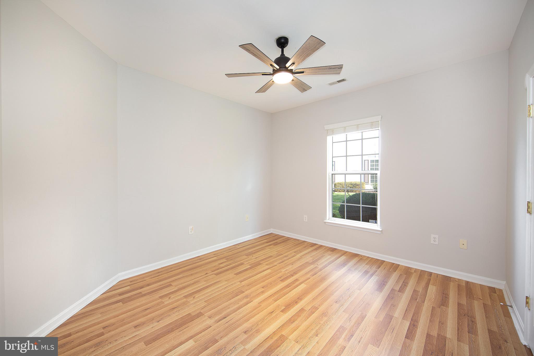 4312 Turriff Ln