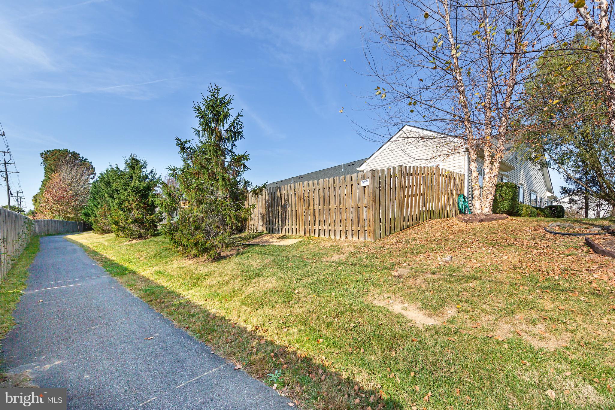 4312 Turriff Ln