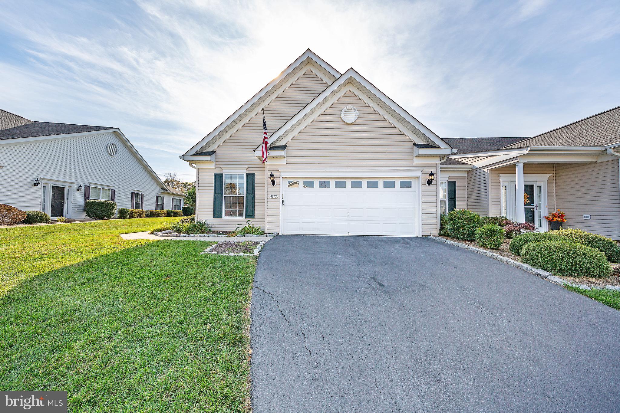 4312 Turriff Ln