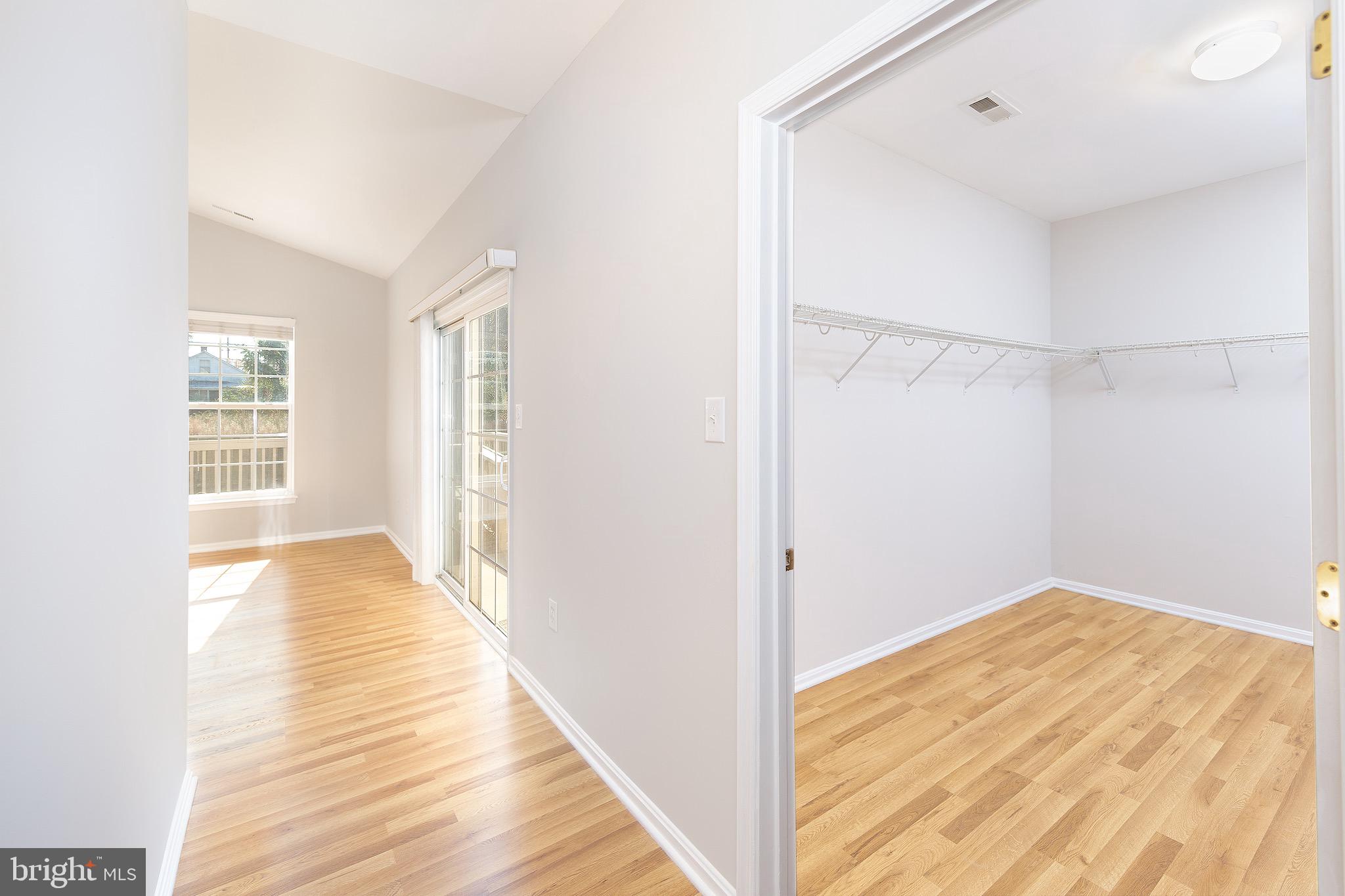 4312 Turriff Ln