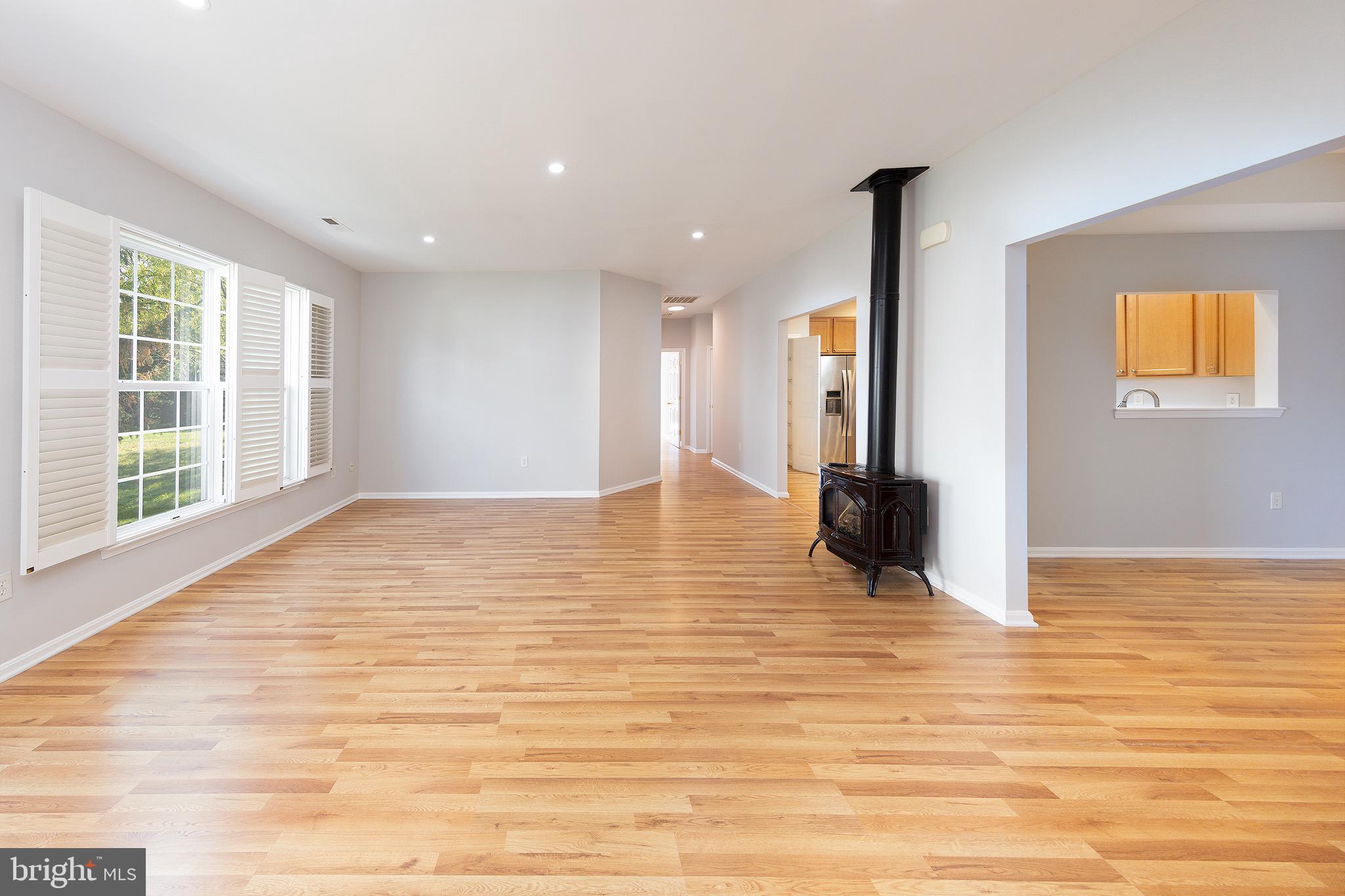 4312 Turriff Ln