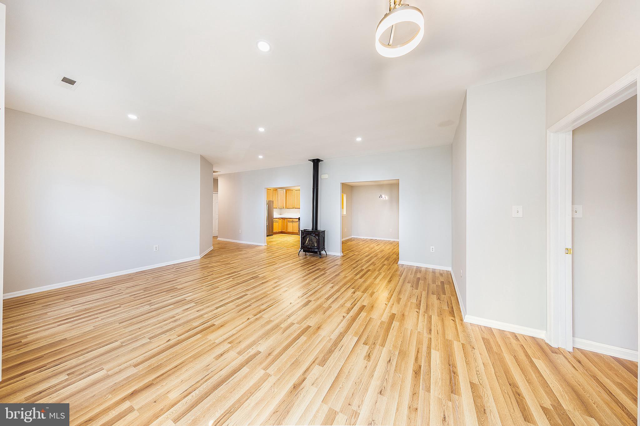 4312 Turriff Ln