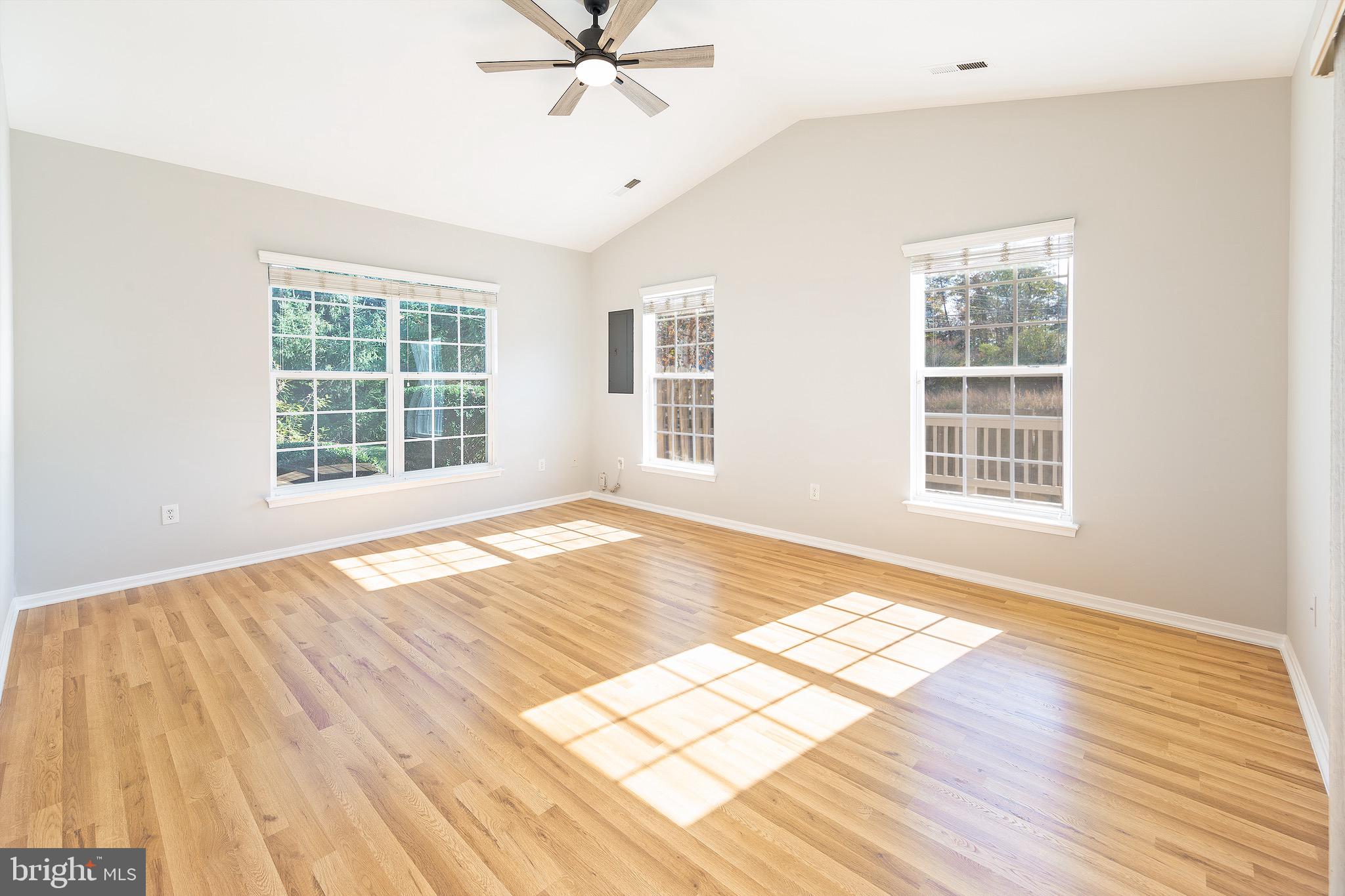 4312 Turriff Ln