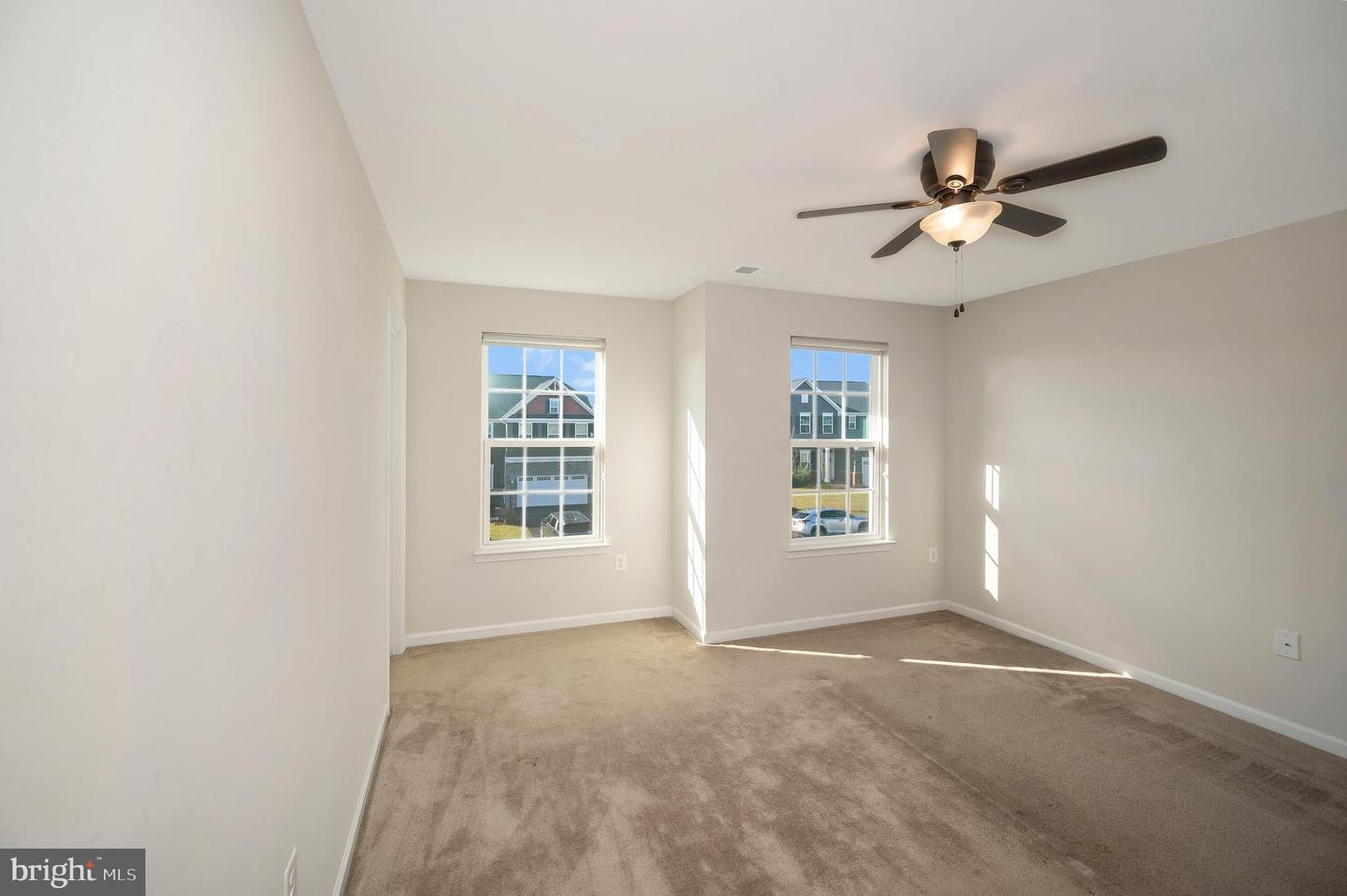 12715 Norwood Dr