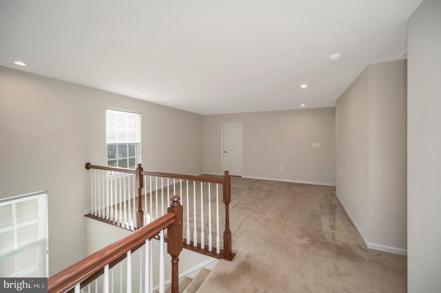 12715 Norwood Dr