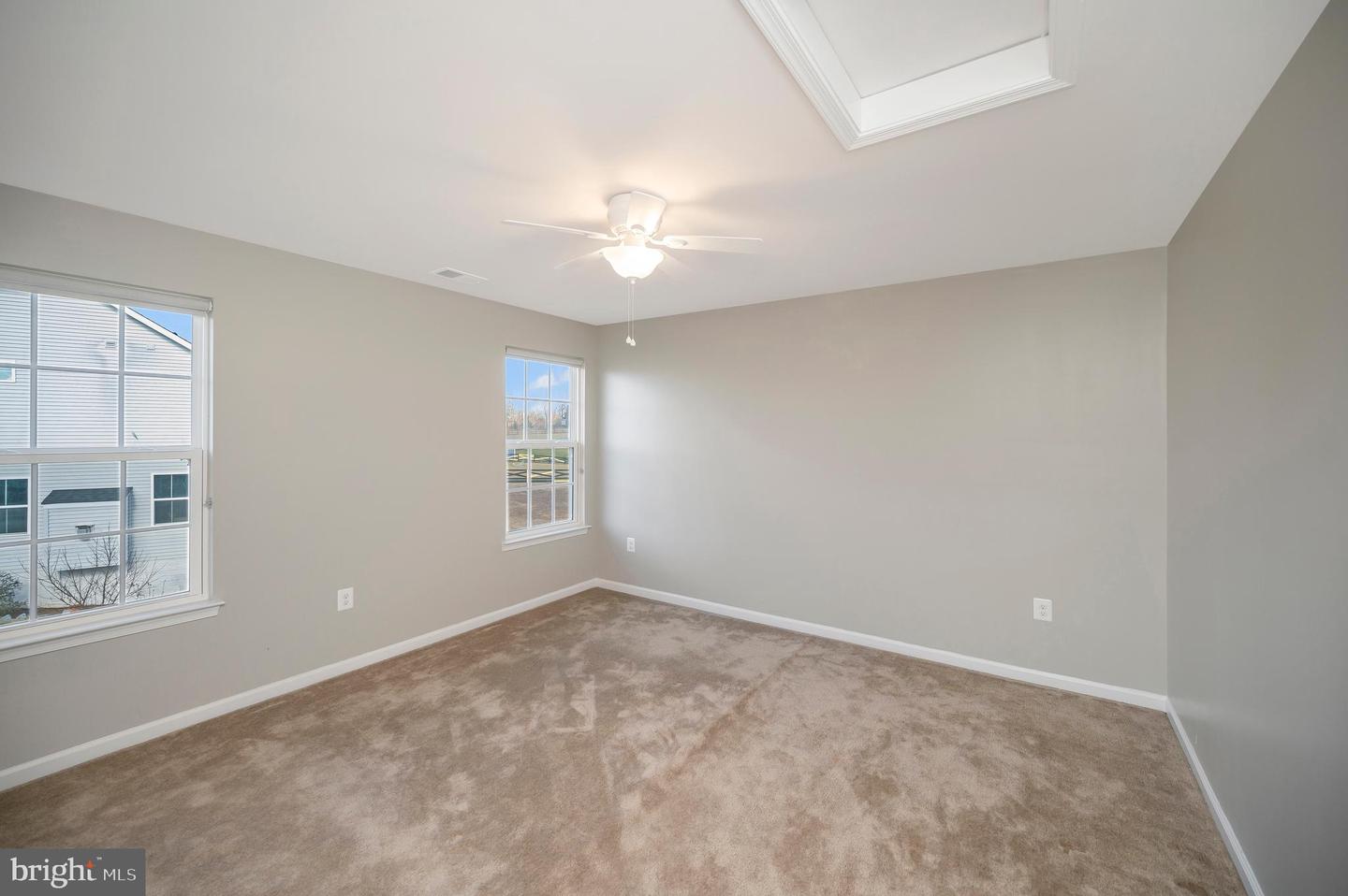 12715 Norwood Dr