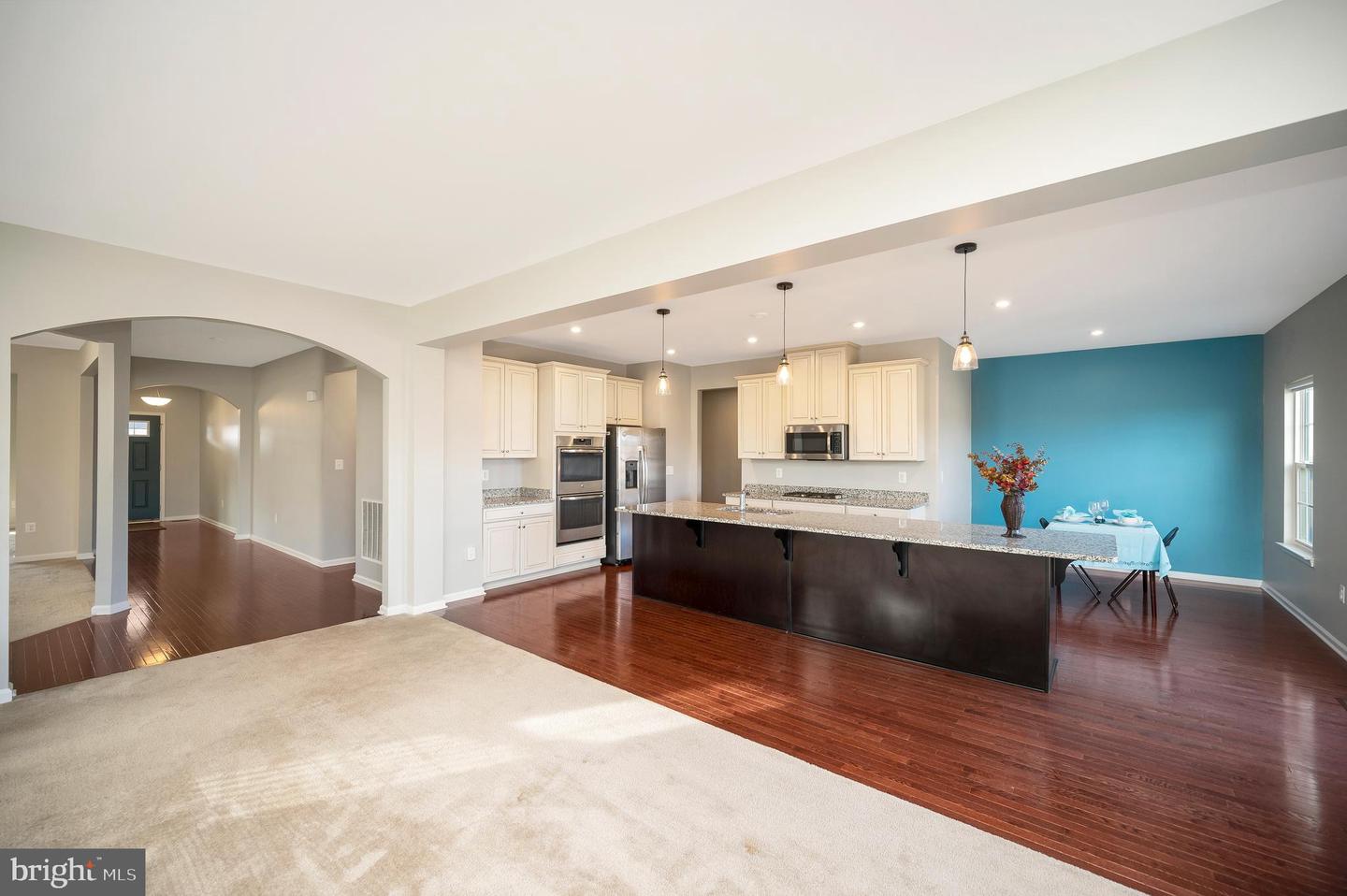 12715 Norwood Dr