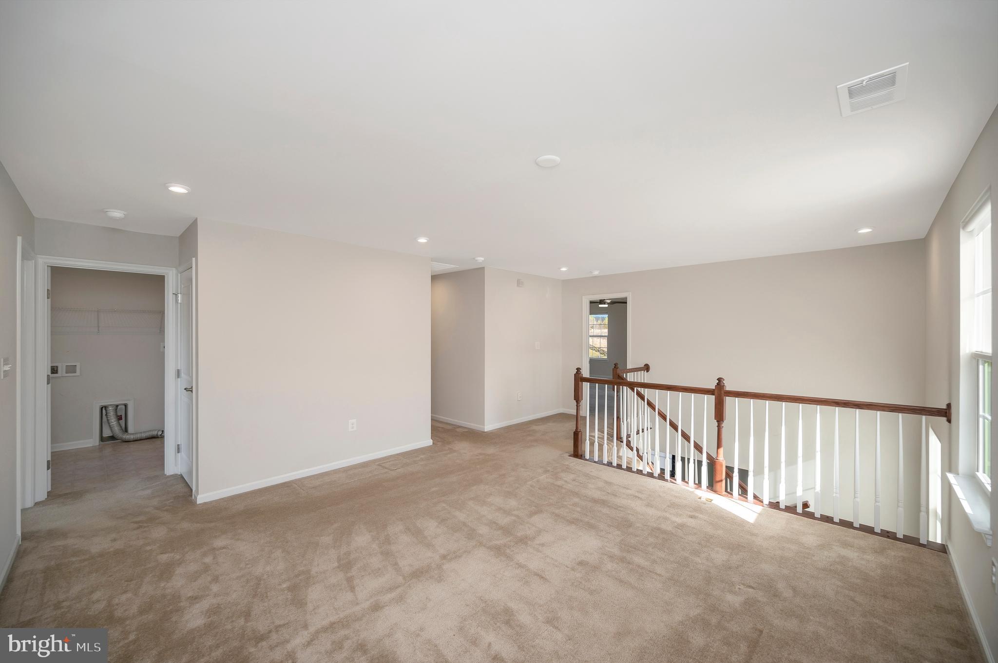 12715 Norwood Dr